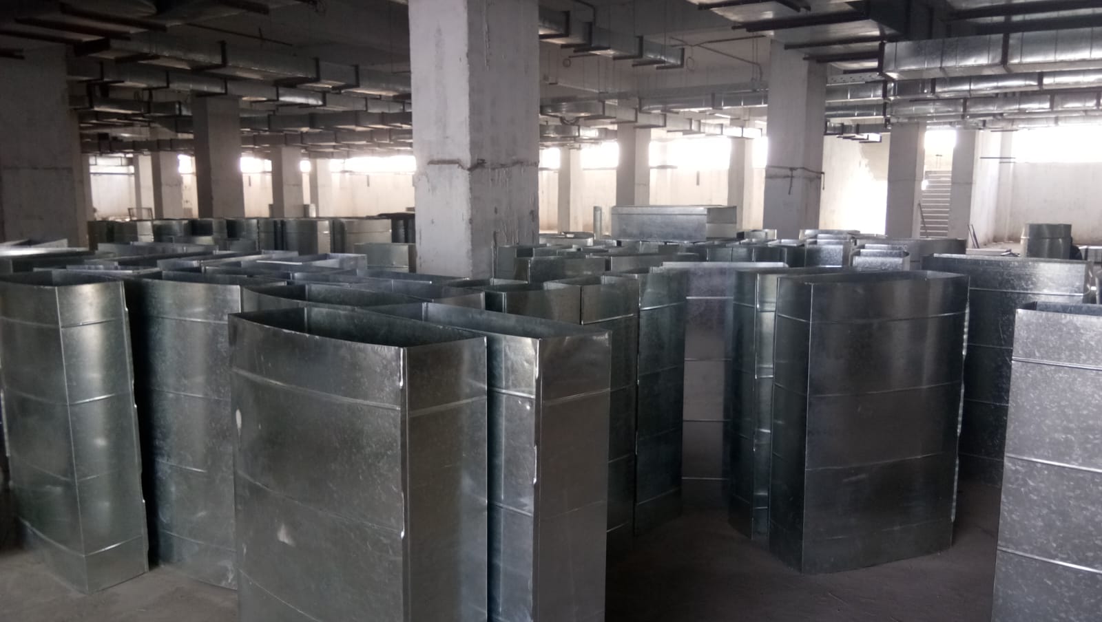 SMACNA Factory GI Air Duct Staging & Fabrication